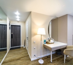 Люкс №11 с террасой в Портал Апартментс