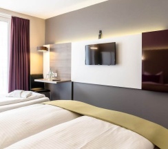 Трёхместный номер Business в Hotel Demas City