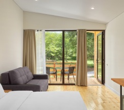 Коттедж на 2 взрослых в Garuda