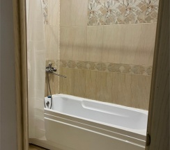 М.Горького 85Б. 1-комн.кв., 4-этаж, 95 в АнтиОтель