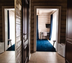 SUITE RIVER + в Goldy Key