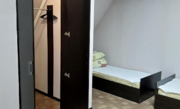 Кровать в 4-местном общем номере в Парадиз