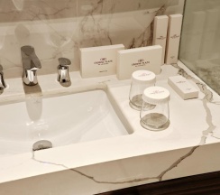 Двухместный номер Standard 2 отдельные кровати в Hotel Crowne Plaza Tashkent, an IHG Hotel