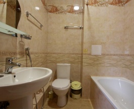 Номер стандарт с 1 двуспальной и 1 двухъярусной кроватью в Grand villa