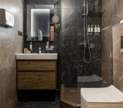 Делюкс с балконом и видом на горы в Stellar collection chalet, Krasnaya Polyana