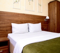 Супериор с просторным балконом в Ассоль