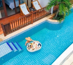 Номер Grand с видом на бассейн в Arinara Beach Resort Phuket