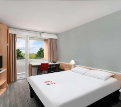 Двухместный номер двуспальная кровать в ibis Budapest Citysouth