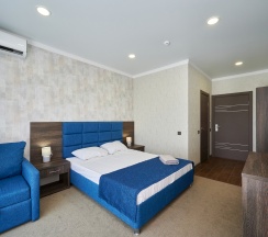 Стандарт с доп. местом и балконом в Val`kont hotel