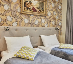 Двухместный номер категории Компакт в У семи мостов