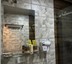 Двухместный номер Deluxe (2 отдельные кровати) в Cube house