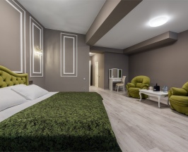 Джуниор сьют/Junior suite в Версаль