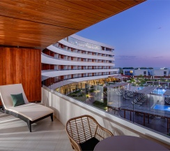 Suite Deluxe Pool View в Funf Luxury Resort&SPA Anapa Miracleon