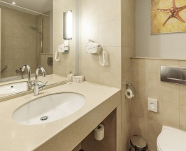 Стандарт Плюс с одной кроватью в Ramada by Wyndham Yekaterinburg Hotel&Spa