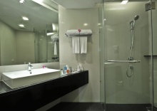 Семейный люкс с 2 комнатами в Отель The Ashlee Heights Patong Hotel & Suites