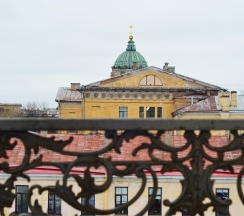 Люкс "Сорренто. Горький" с балконом и видом на реку Мойку и купол Казанского собора в Taleon Imperial Hotel
