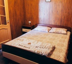 Номер стандарт с 1 двуспальной кроватью в Михайловское подворье