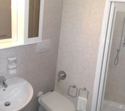 Двухместный номер Standard двуспальная кровать в Inn Centre