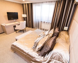 Двухместный люкс двуспальная кровать в King Hotel Astana