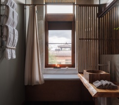 ROYAL SUITE в Sunrise Village