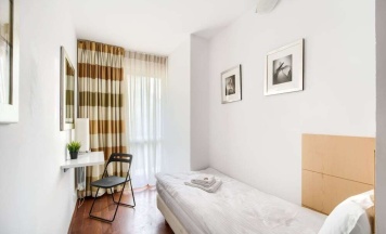 Кровать в общем номере в 404 Rooms Zamiany Ursynow - Hostel