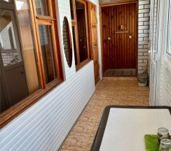 Семейный номер с терассой в Улей