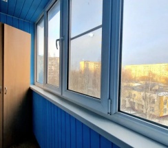 Двухместные апартаменты c 1 комнатой с балконом и с видом на город (двуспальная кровать) в Апартаменты на улице Народного Ополчения 18