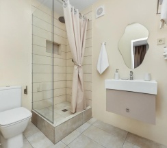 Люкс с 2 комнатами с балконом и с красивым видом из окна в Villa Blanca