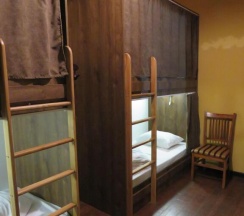 Кровать в общем номере (женский номер) в Хостел In the very center