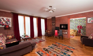 2-местный 2-комнатный номер люкс с 1 двуспальной кроватью в Таежные дачи