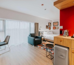 Двухместный номер Accessible двуспальная кровать в Hampton by Hilton Warsaw Reduta
