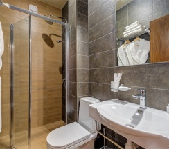 Стандарт 3х-местный с балконом в Grand Premier