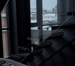 Нуар 324 в Four rooms