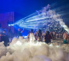 Апартаменты "Биг Хол" в Пар без пар