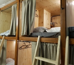 Кровать в общем номере (женский номер) в Inno Guesthouse & Bar Hongdae - Hostel