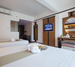Двухместный номер Superior с балконом двуспальная кровать в Asia Cha Am Hotel