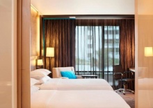 Двухместный номер Deluxe в Four Points by Sheraton Bangkok, Sukhumvit 15