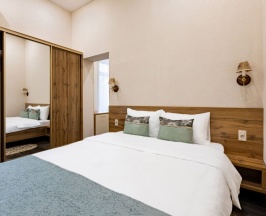 Семейный номер Comfort с видом на внутренний двор в Галерея