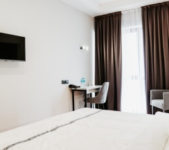 Апартаменты с 2 комнатами с красивым видом из окна в Green Hill Hotel