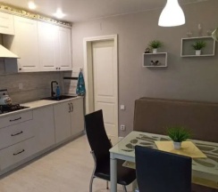 Двухместные апартаменты (двуспальная кровать) в Квартира на Крестовой улице 27 Золотой ключик