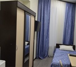 Комната для одного внешней ванной комнатой в Календарь