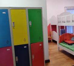 Кровать в общем номере в SkyBed Over The Sky Hostel @Regalia Suites & Residences KL