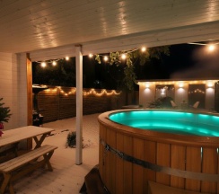 Tiny Панорама 40м² - дом повышенного комфорта: заезд с 16:30, выезд до 13:30 в Aframe Happy