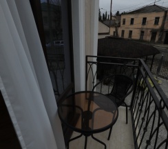 Трёхместный номер Superior с балконом и с красивым видом из окна в Аскьала