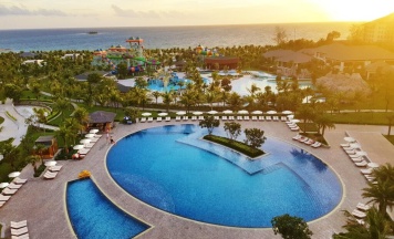 Полулюкс в Отель Wyndham Grand Phu Quoc