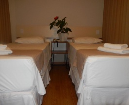 Четырёхместный номер Standard в Hotel Metropole