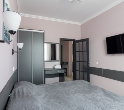 Двухкомнатные апартаменты с видом на море в Гостевой дом на Декабристов