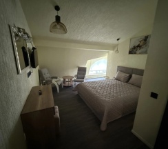 Двухместный номер Standard с красивым видом из окна двуспальная кровать в Уютное место