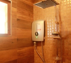 Двухместное бунгало рядом с пляжем двуспальная кровать в Kaibae Beach Resort