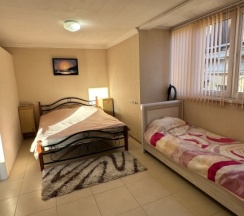 Пятиместные апартаменты с 2 комнатами с видом на внутренний двор в Rozetta